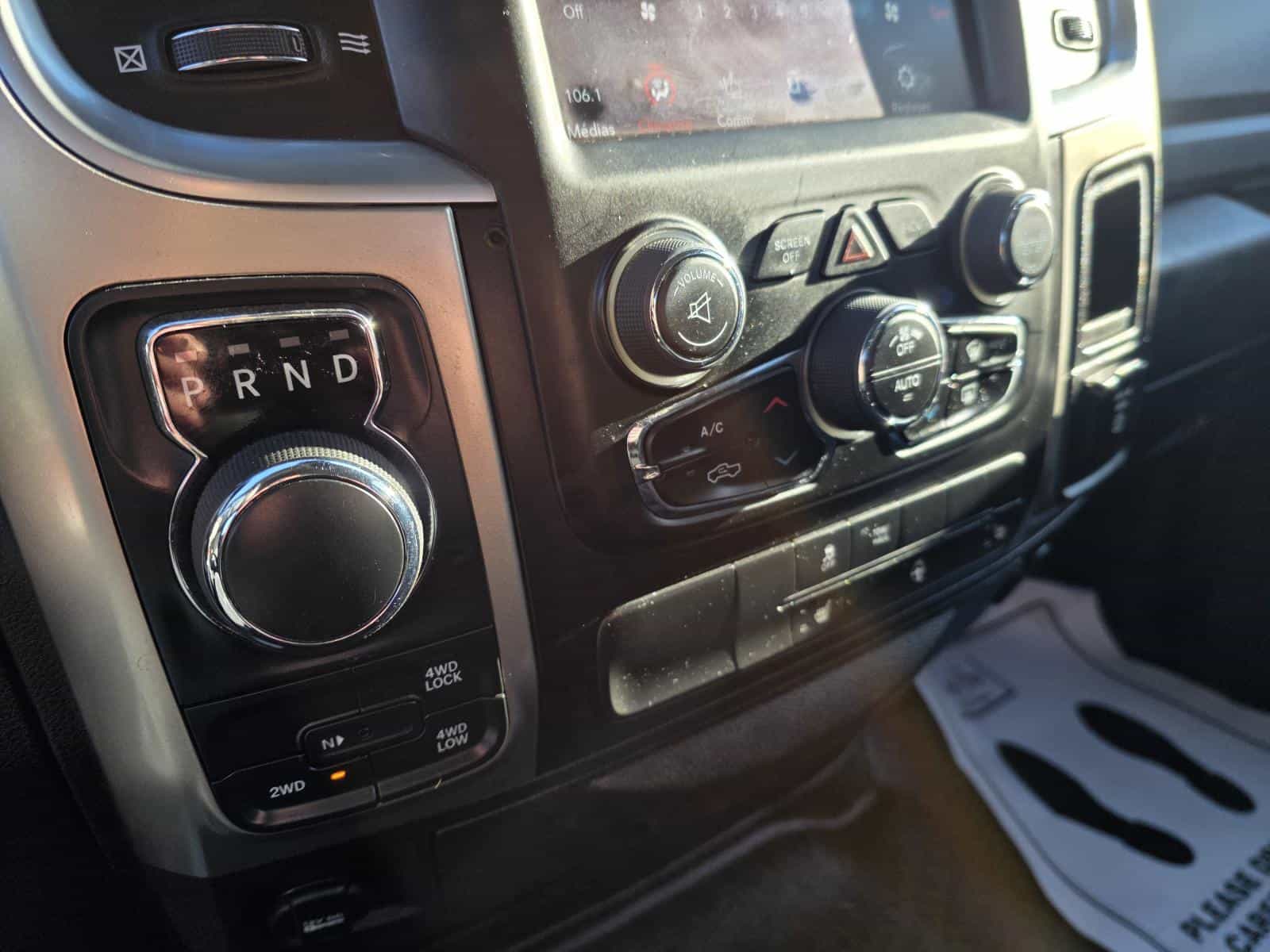 Image 17 RAM 1500 Classic SLT 2019