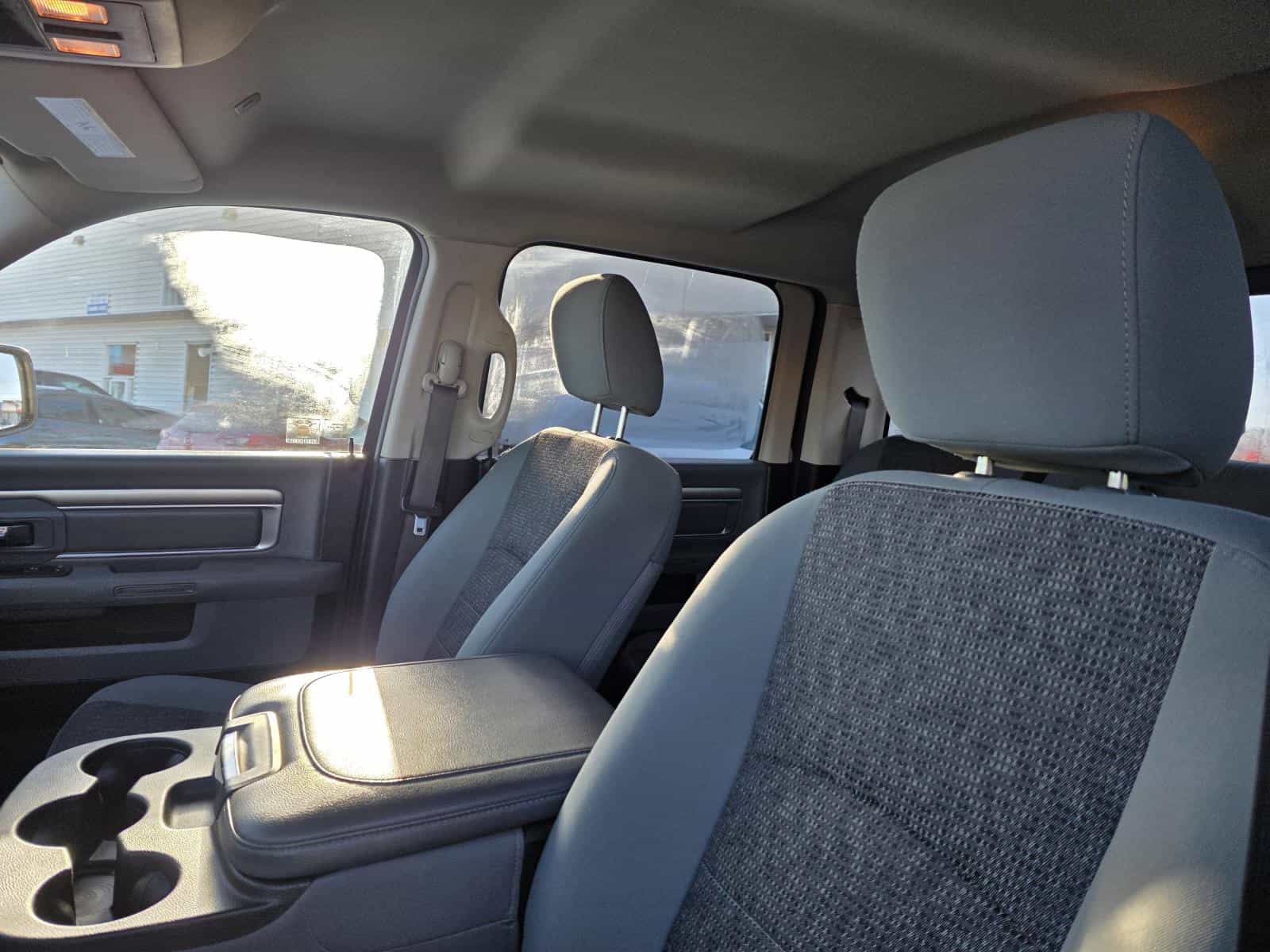 Image 18 RAM 1500 Classic SLT 2019