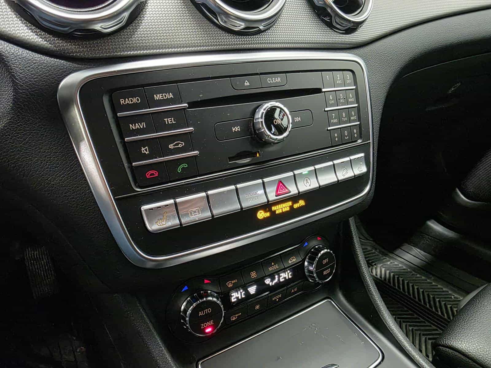 Image 17 Mercedes-Benz GLA-Class GLA250 2018