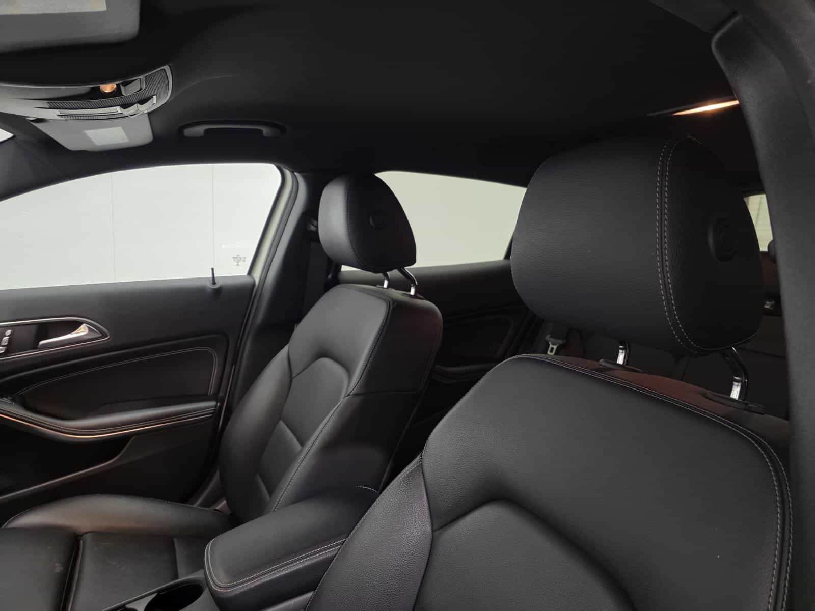 2018 Mercedes-Benz GLA-Class GLA250 - Image 14