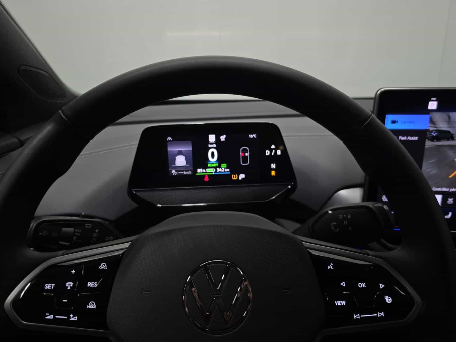 2024 Volkswagen ID.4 Pro - Image 12