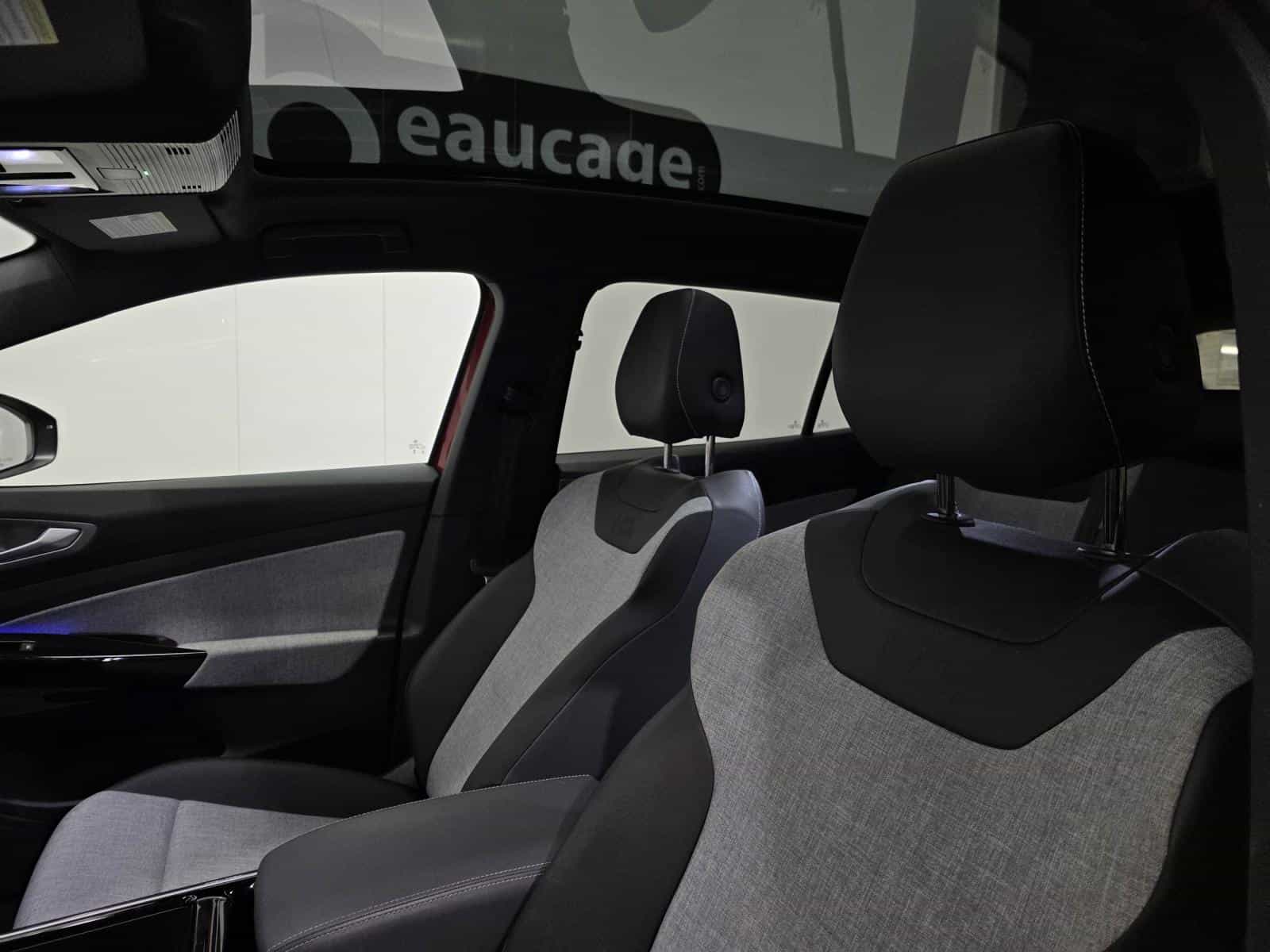 Image 13 Volkswagen ID.4 Pro 2024