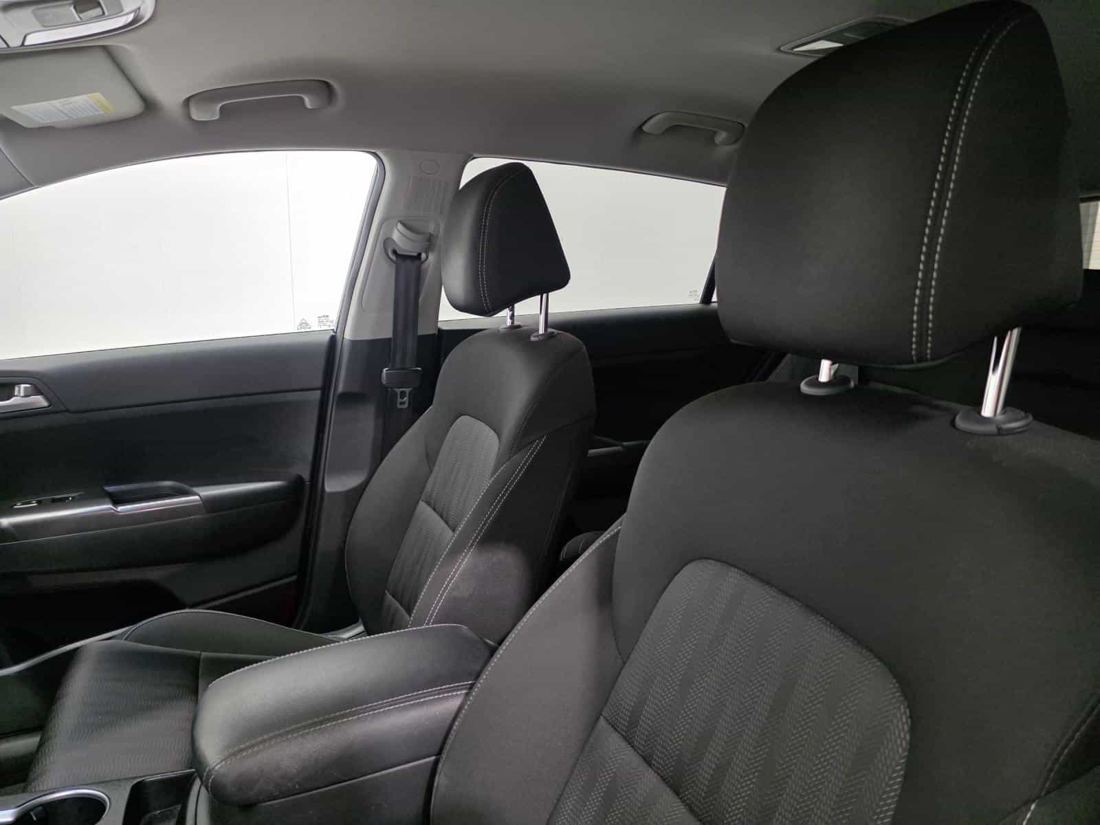 2017 Kia Sportage LX - Image 11