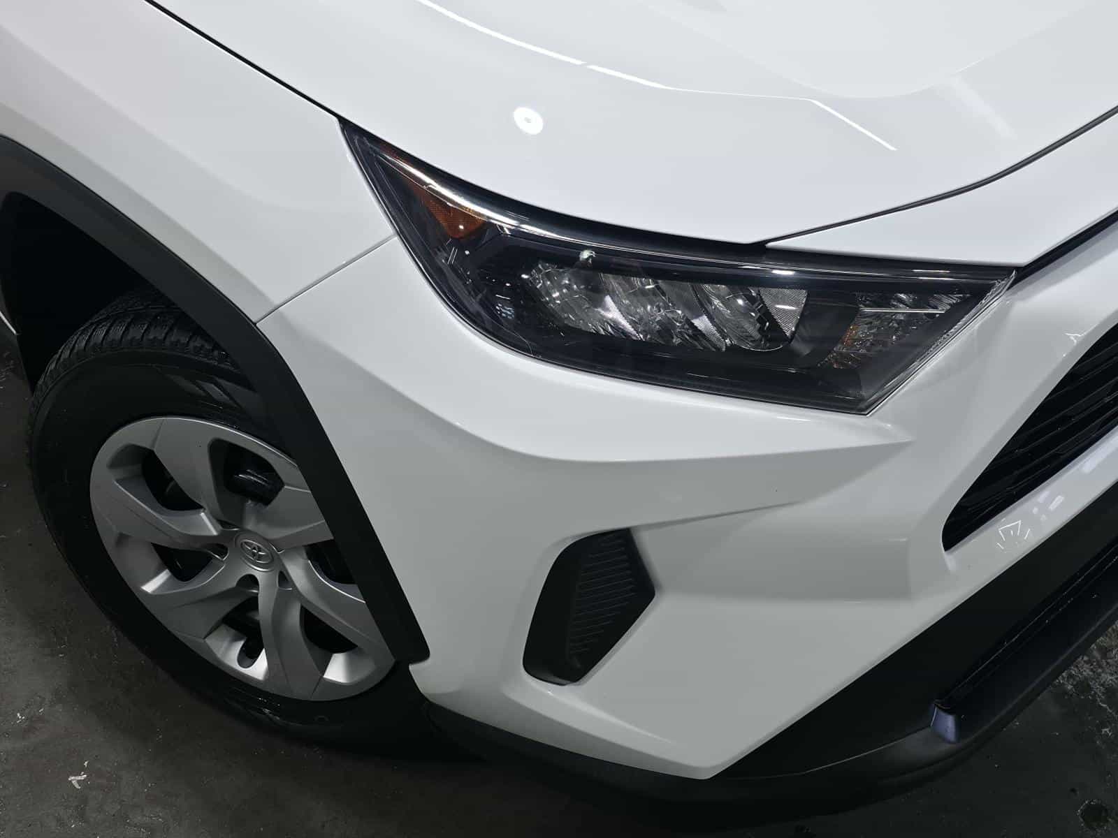 2023 Toyota Rav4 LE - Image 6