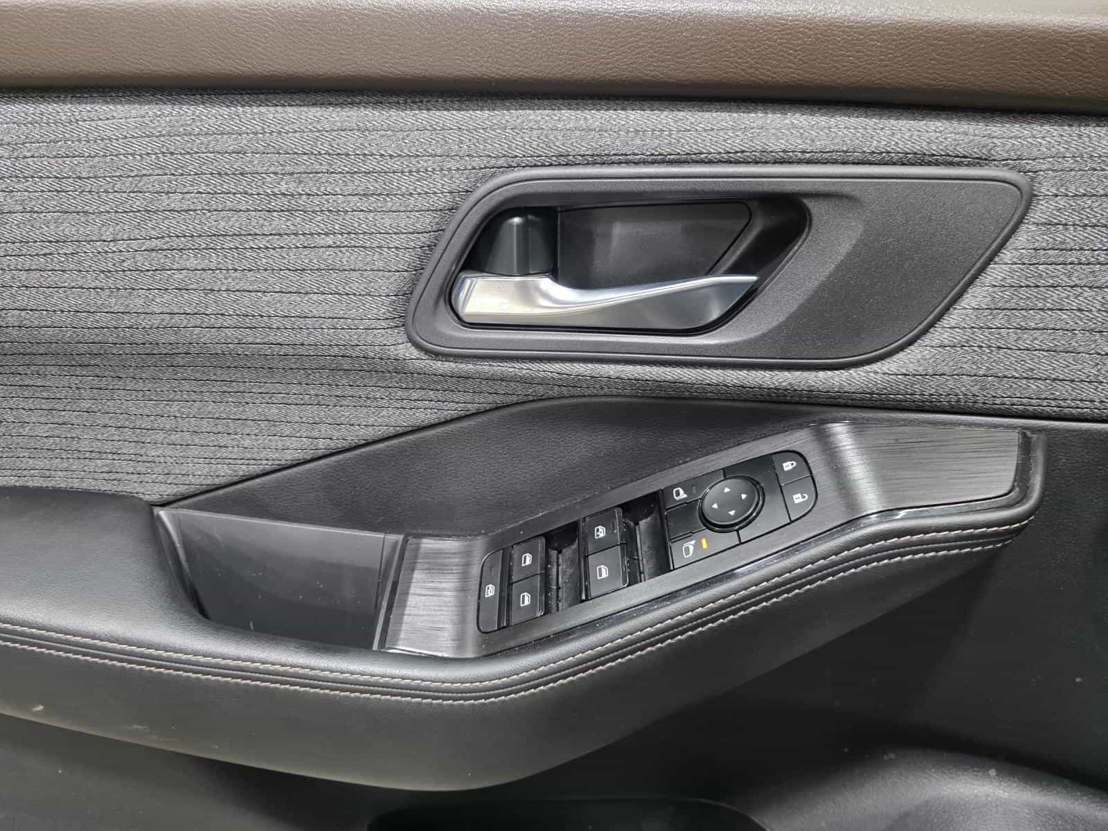 Image 23 Nissan Rogue SV 2023