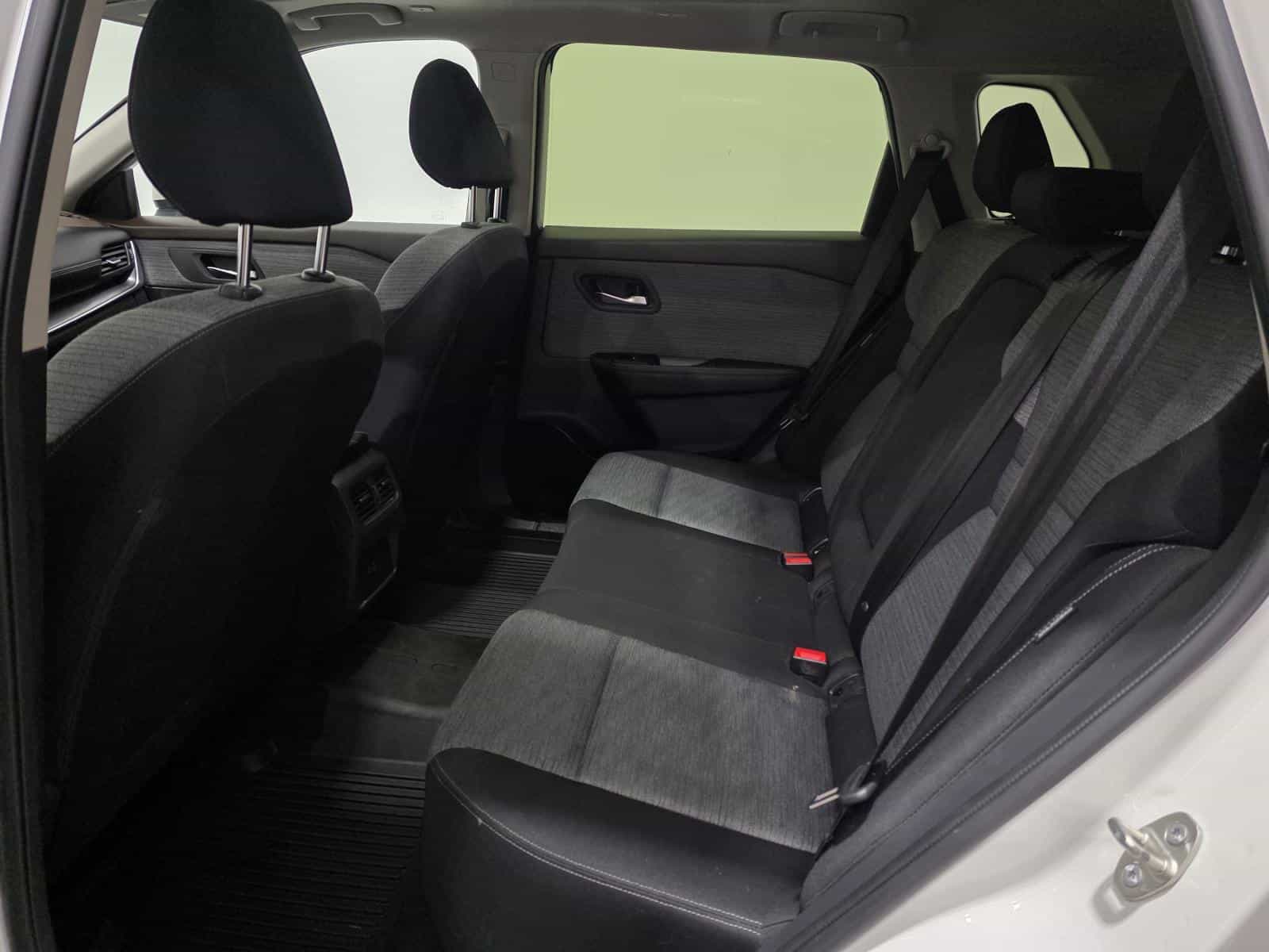 Image 25 Nissan Rogue SV 2023