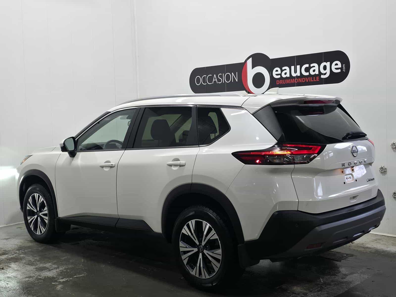 Image 9 Nissan Rogue SV 2023