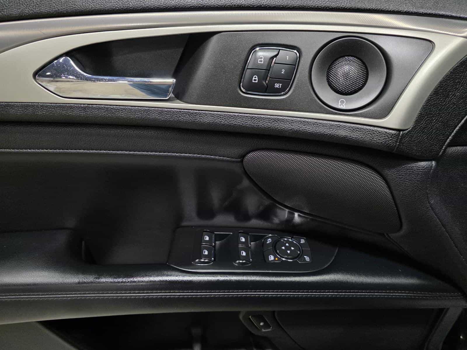 Image 20 Lincoln MKZ Reserve Hybrid 2017