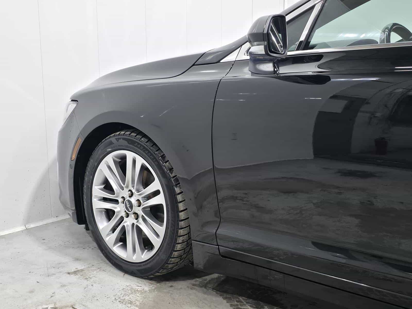 2017 Lincoln MKZ Reserve Hybrid - Image 5