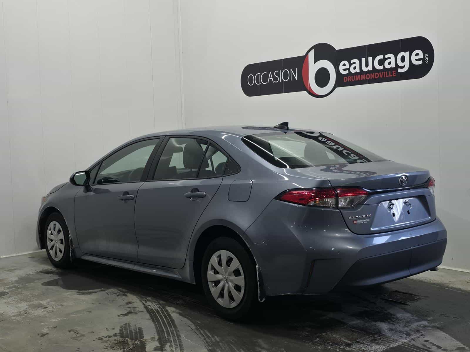 2023 Toyota Corolla LE - Image 4