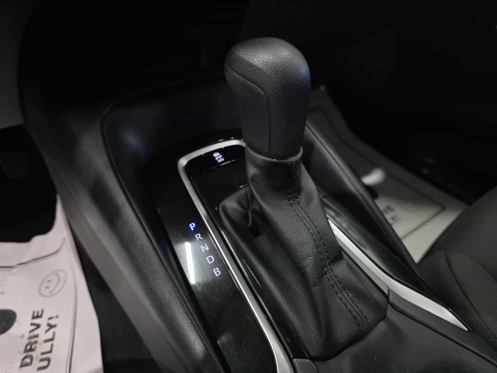 2023 Toyota Corolla LE - Image 10