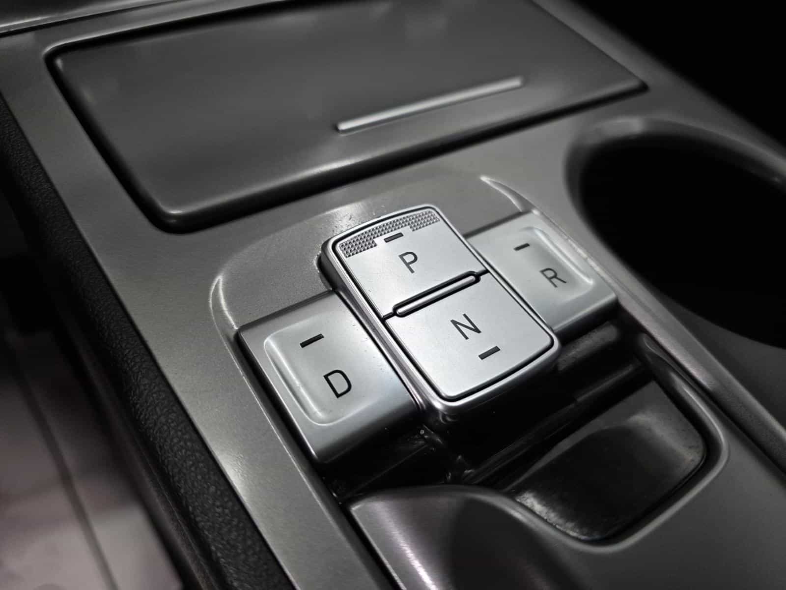 2022 Hyundai Kona EV Preferred - Image 7