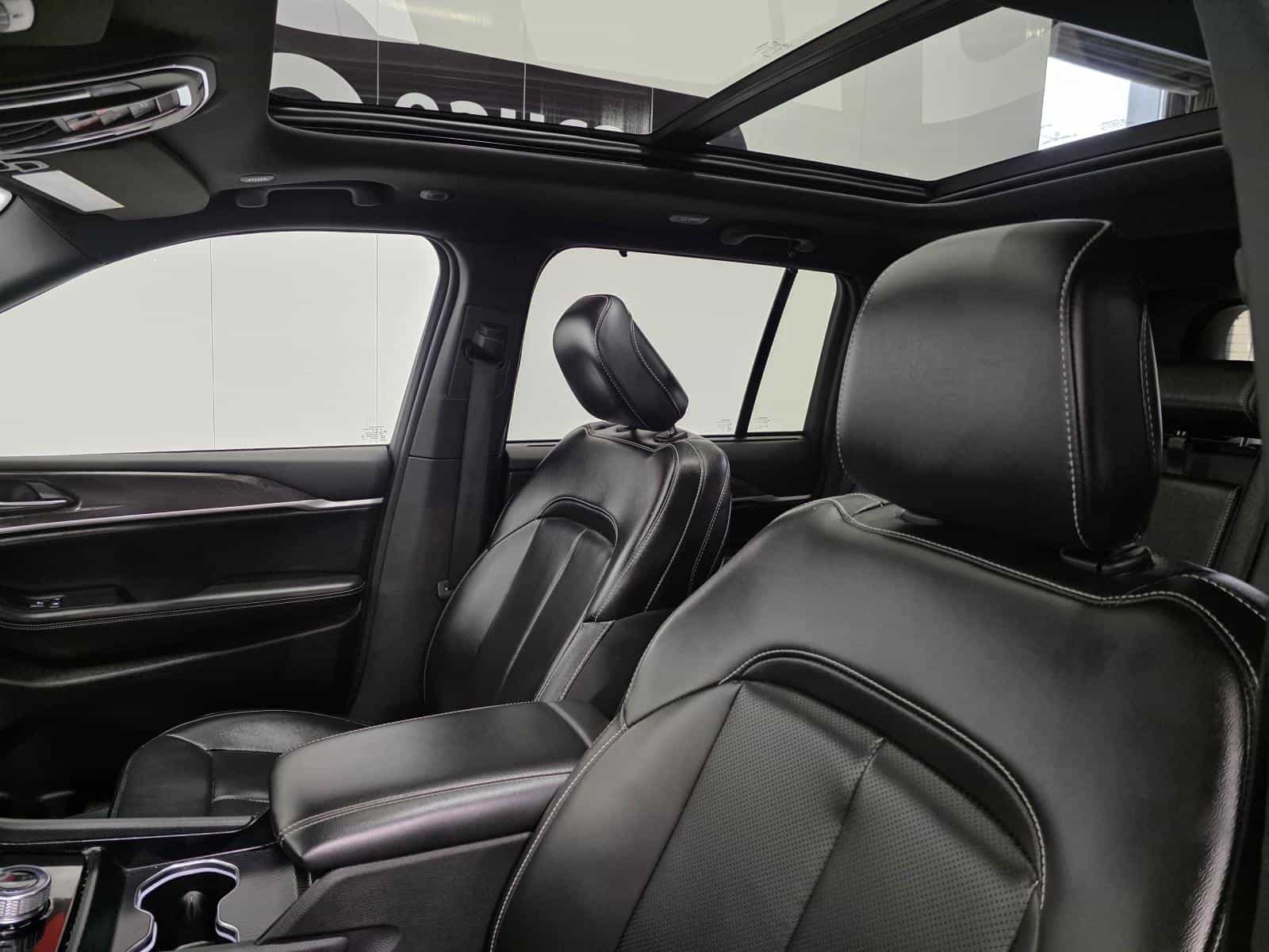 2024 Jeep Grand Cherokee Limited - Image 19