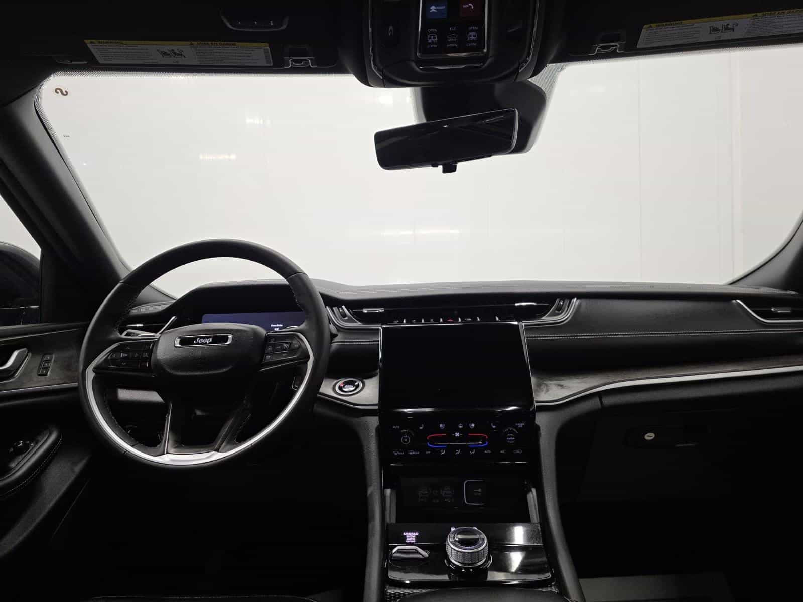 2024 Jeep Grand Cherokee Limited - Image 11