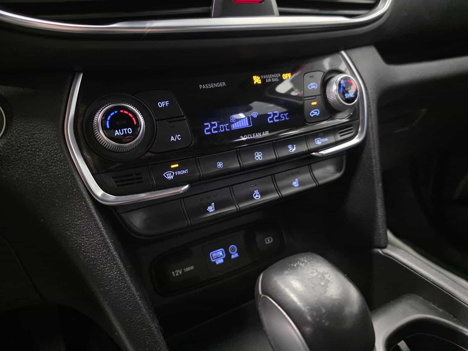 2019 Hyundai Santa Fe Preferred 2.0T - Image 12