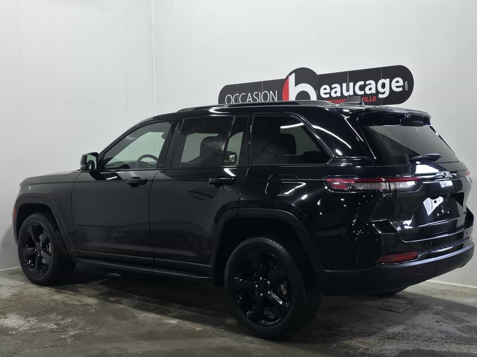 Image 8 Jeep Grand Cherokee Limited 2024