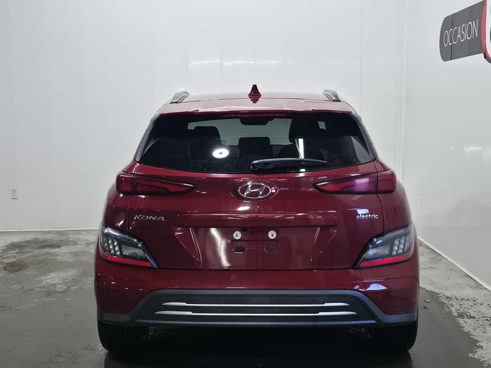 2023 Hyundai Kona EV Ultimate - Image 4