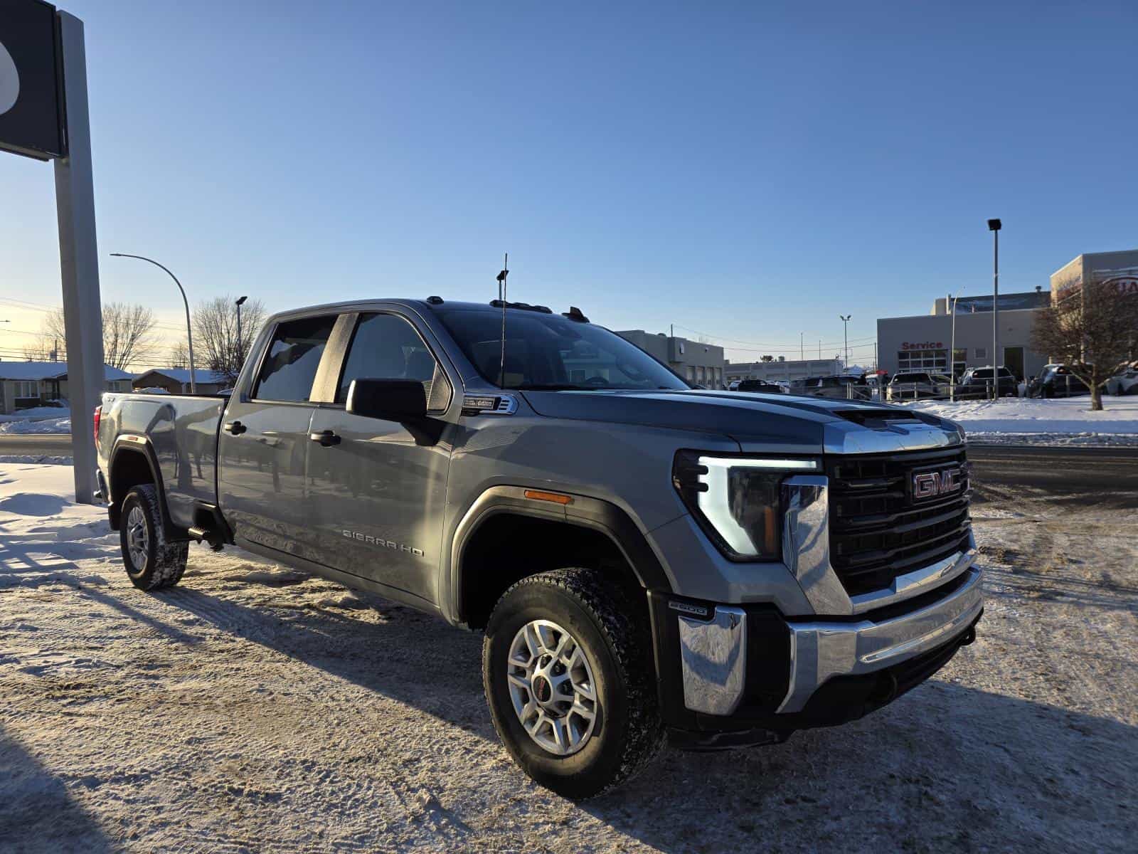 2024 GMC Sierra 2500 Pro - Image 7