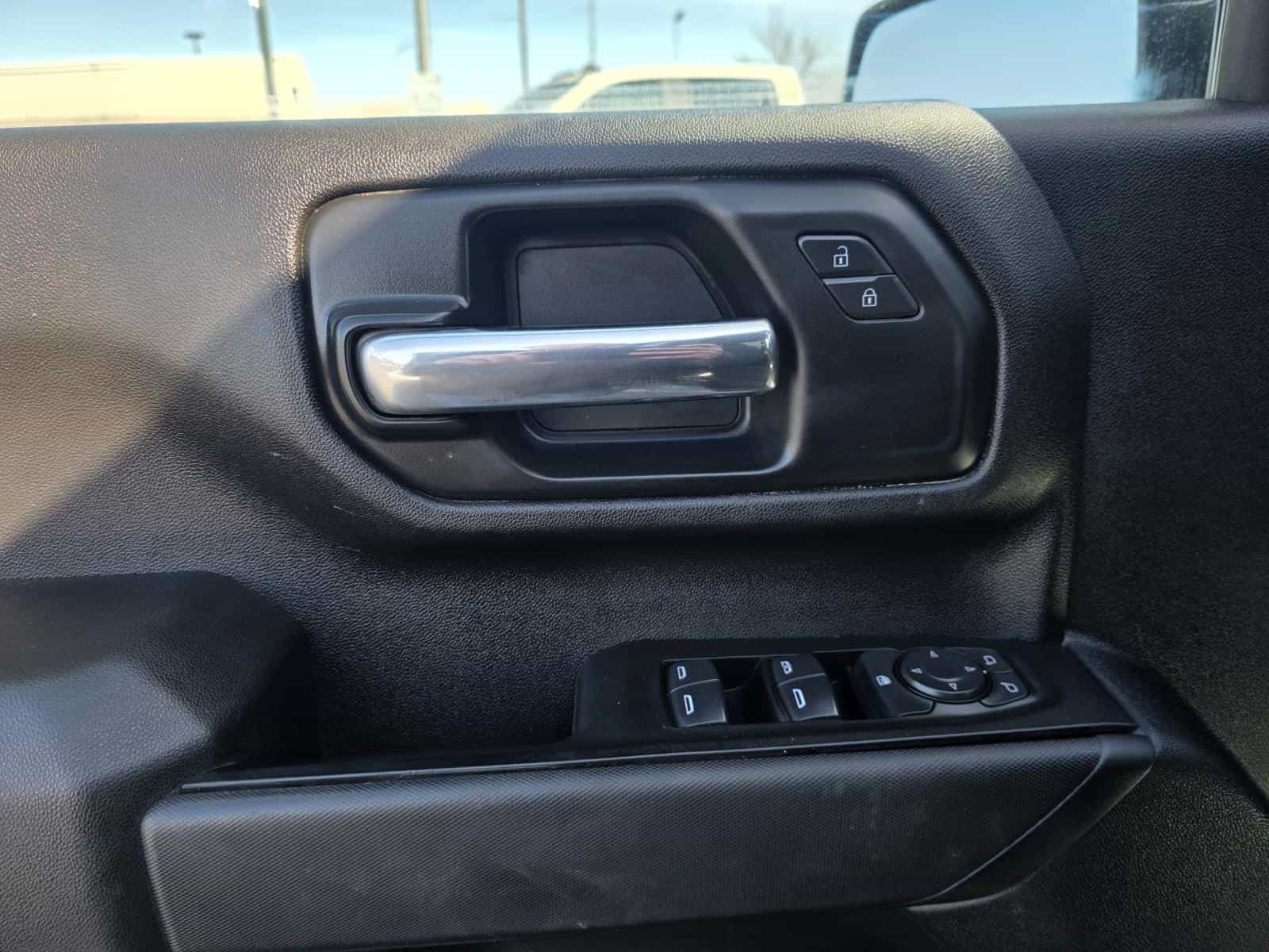 Image 23 GMC Sierra 2500 Pro 2024