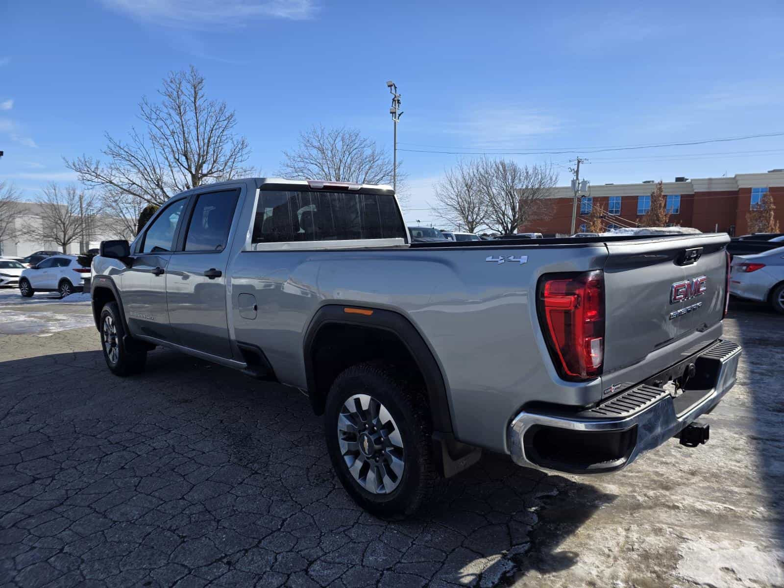 Image 10 GMC Sierra 2500 Pro 2024