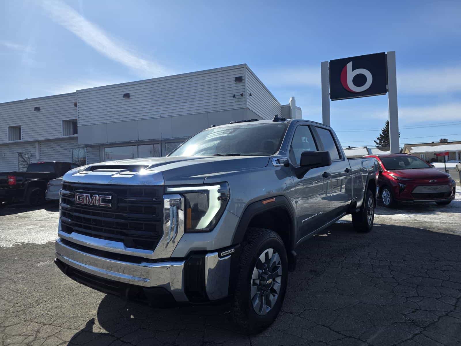 Image 1 GMC Sierra 2500 Pro 2024