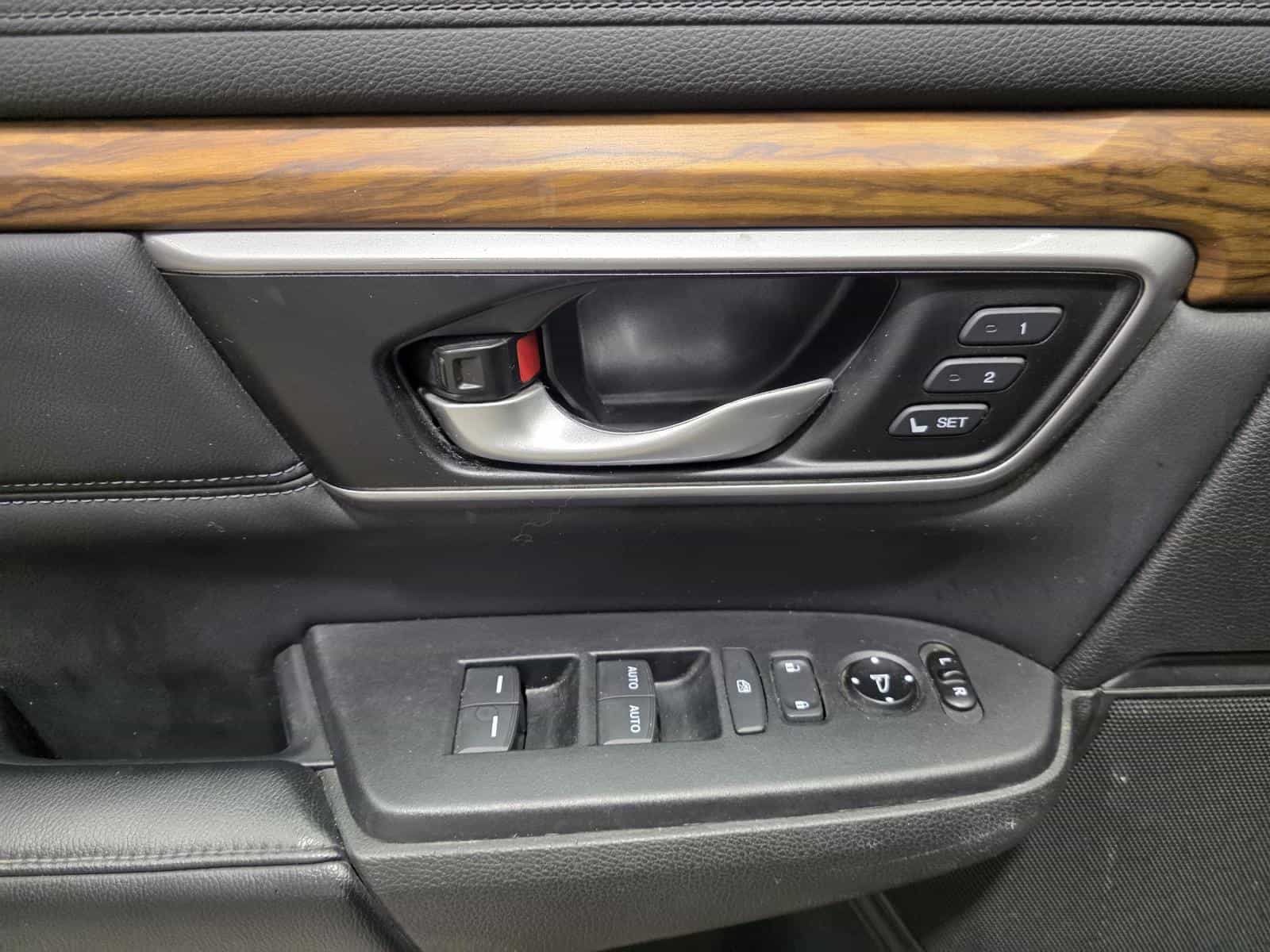 2019 Honda CR-V EX-L - Image 23