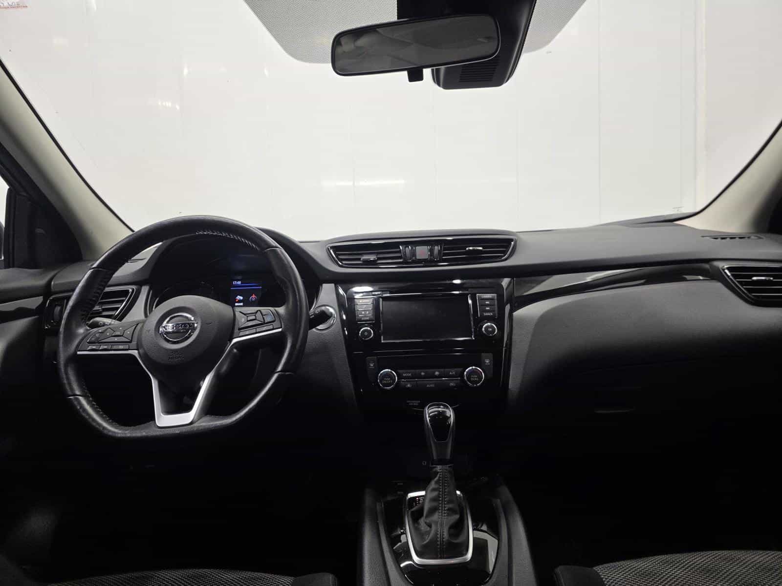 2021 Nissan Qashqai SV - Image 10