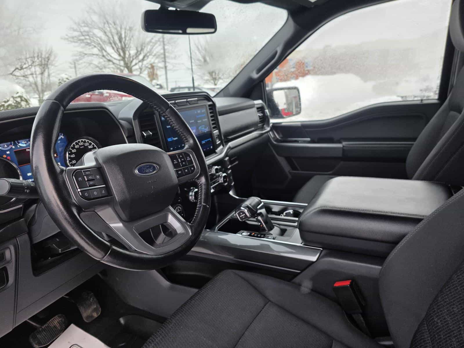 2022 Ford F150 XLT - Image 21