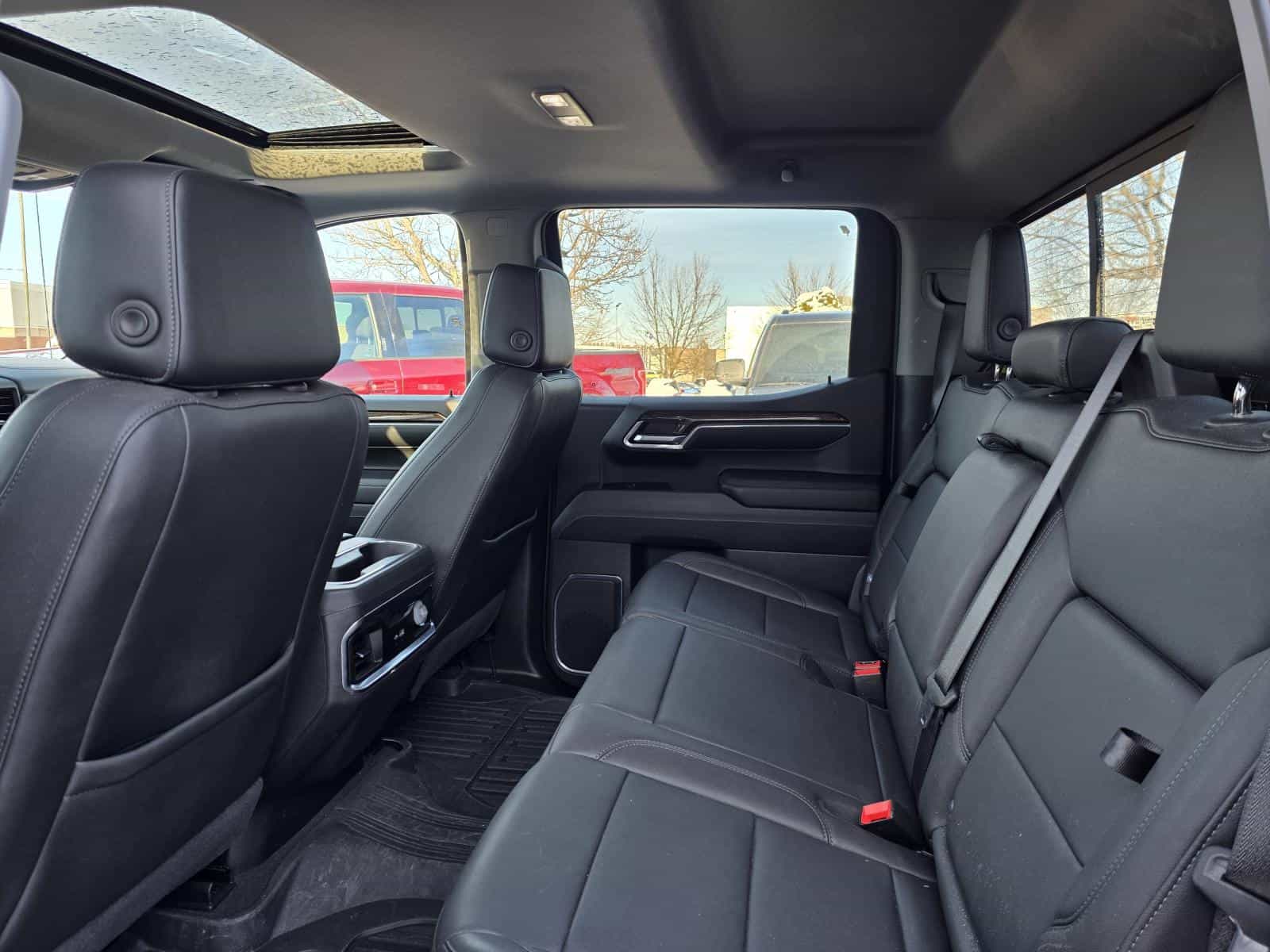 2024 GMC Sierra 1500 Elevation - Image 14