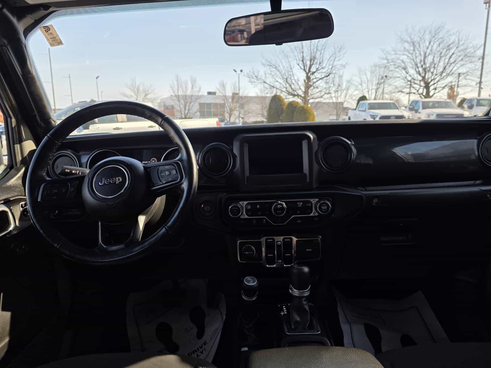 2022 Jeep Gladiator Altitude - Image 8