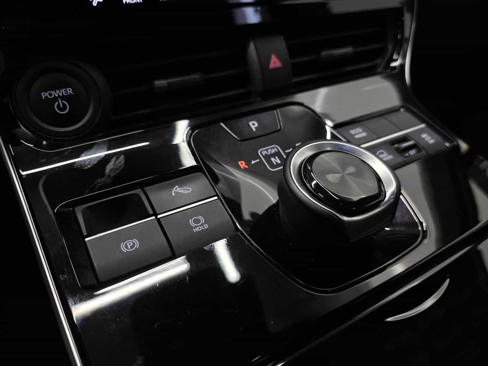 2023 Toyota BZ4X XLE - Image 13