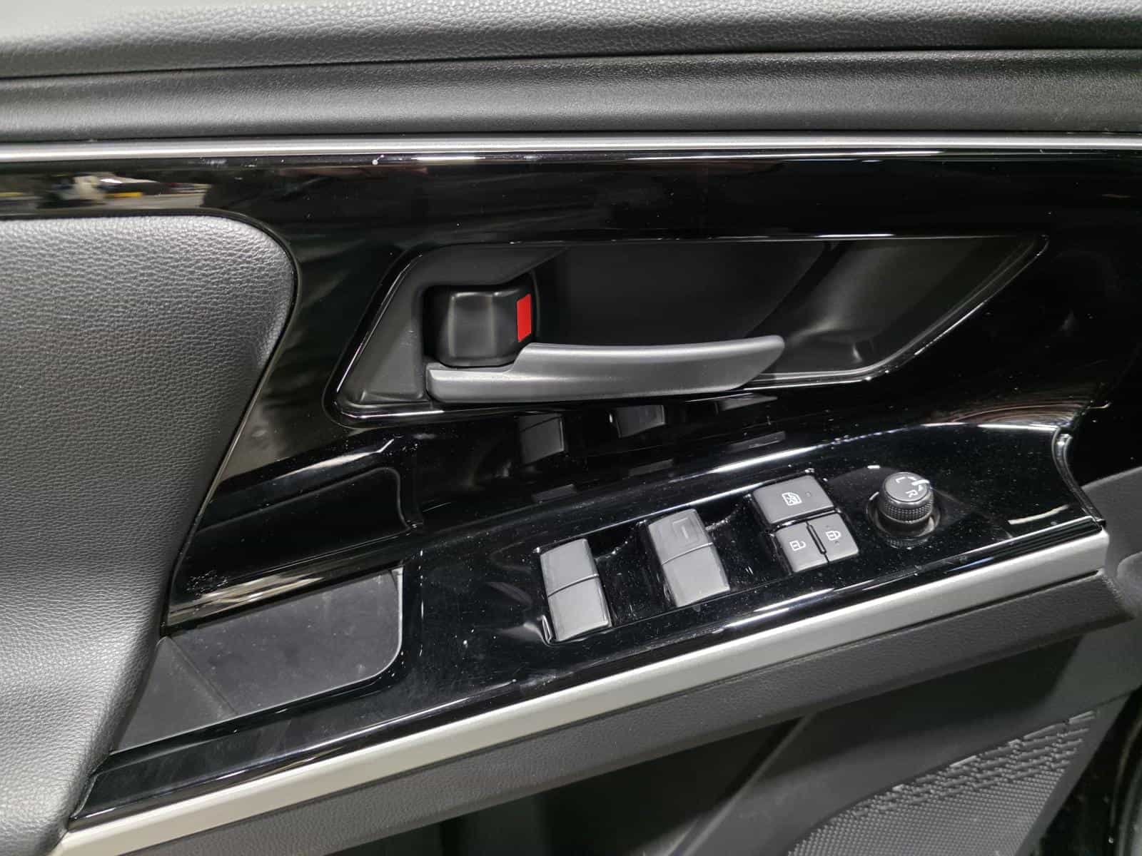 Image 20 Toyota BZ4X XLE 2023