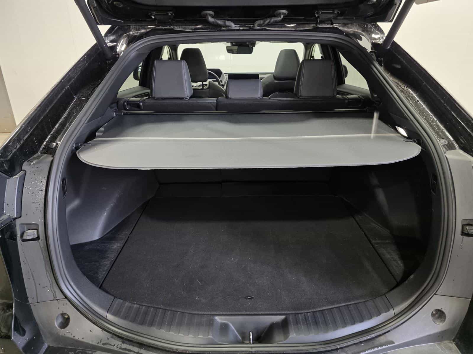 Image 9 Toyota BZ4X XLE 2023