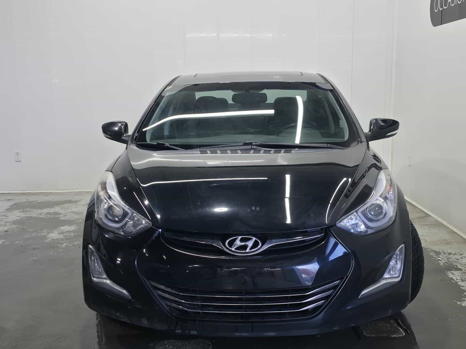 2016 Hyundai Elantra Limited - Image 5