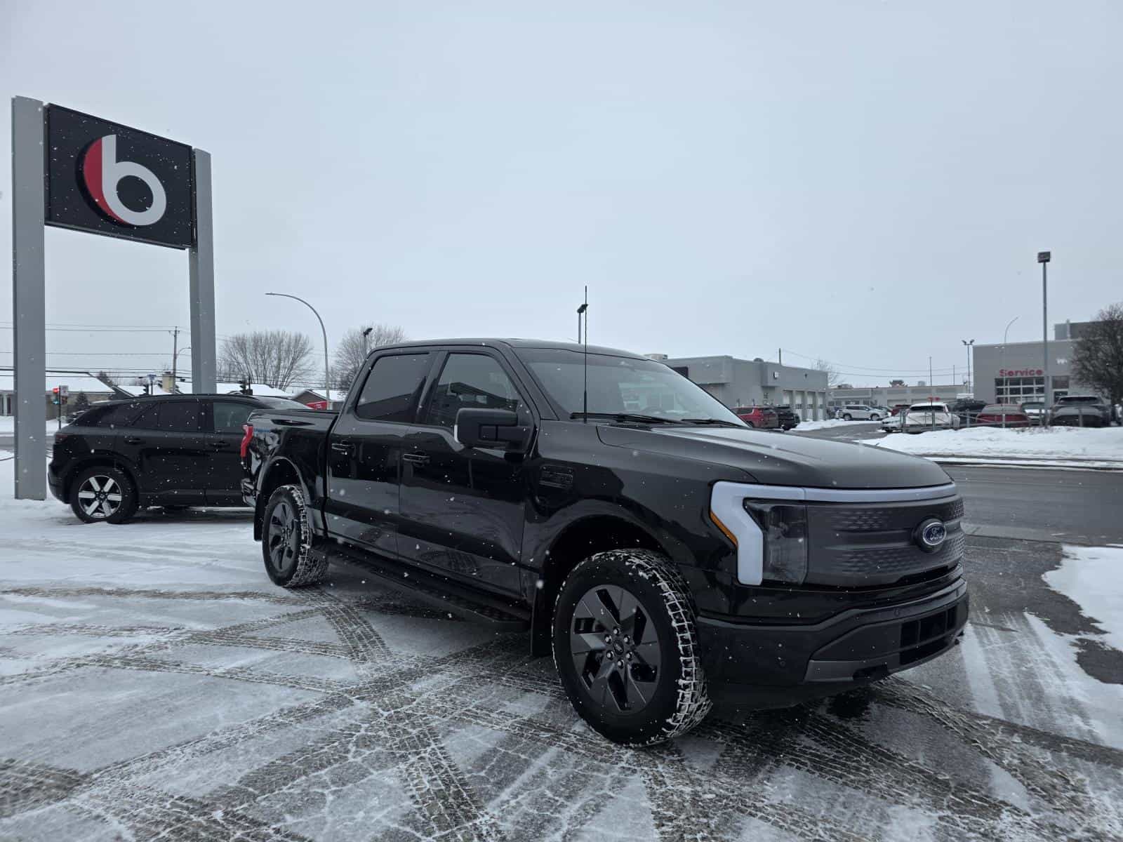 Image 5 Ford F150 Lightning XLT 2023