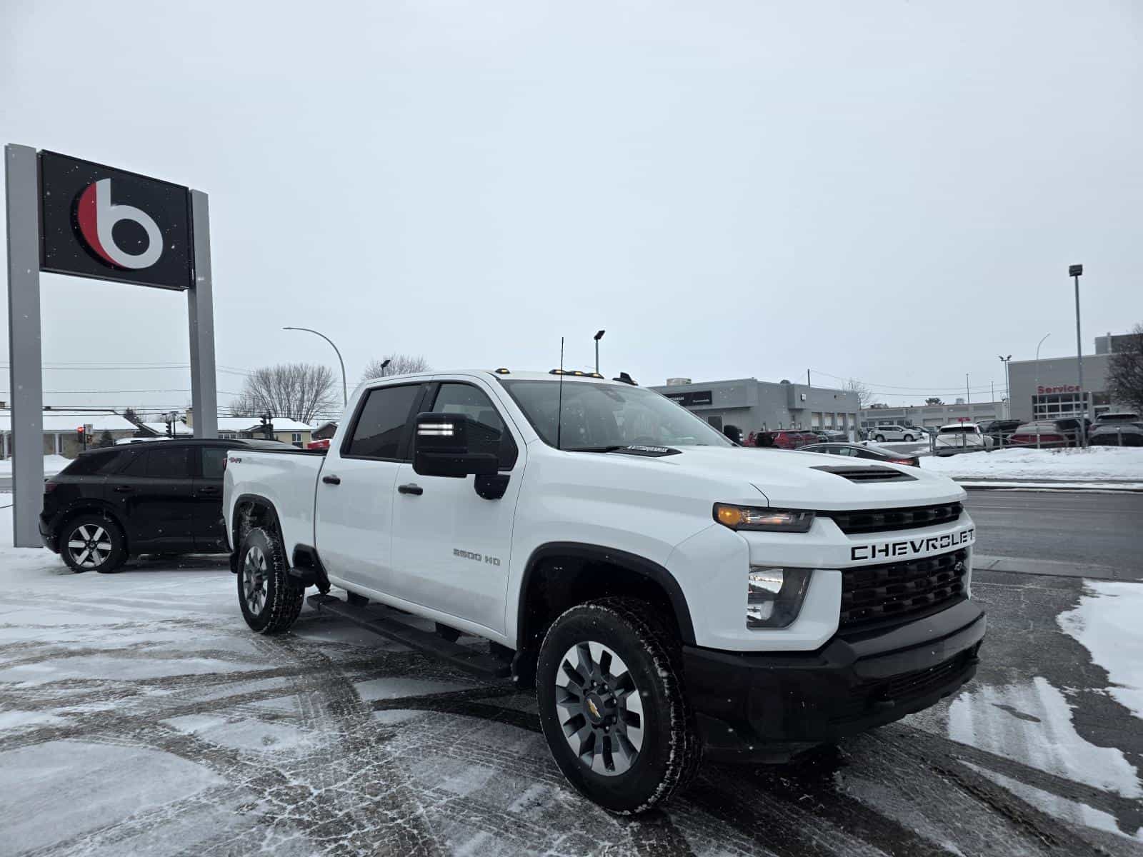 2023 Chevrolet Silverado 2500 Custom - Image 3