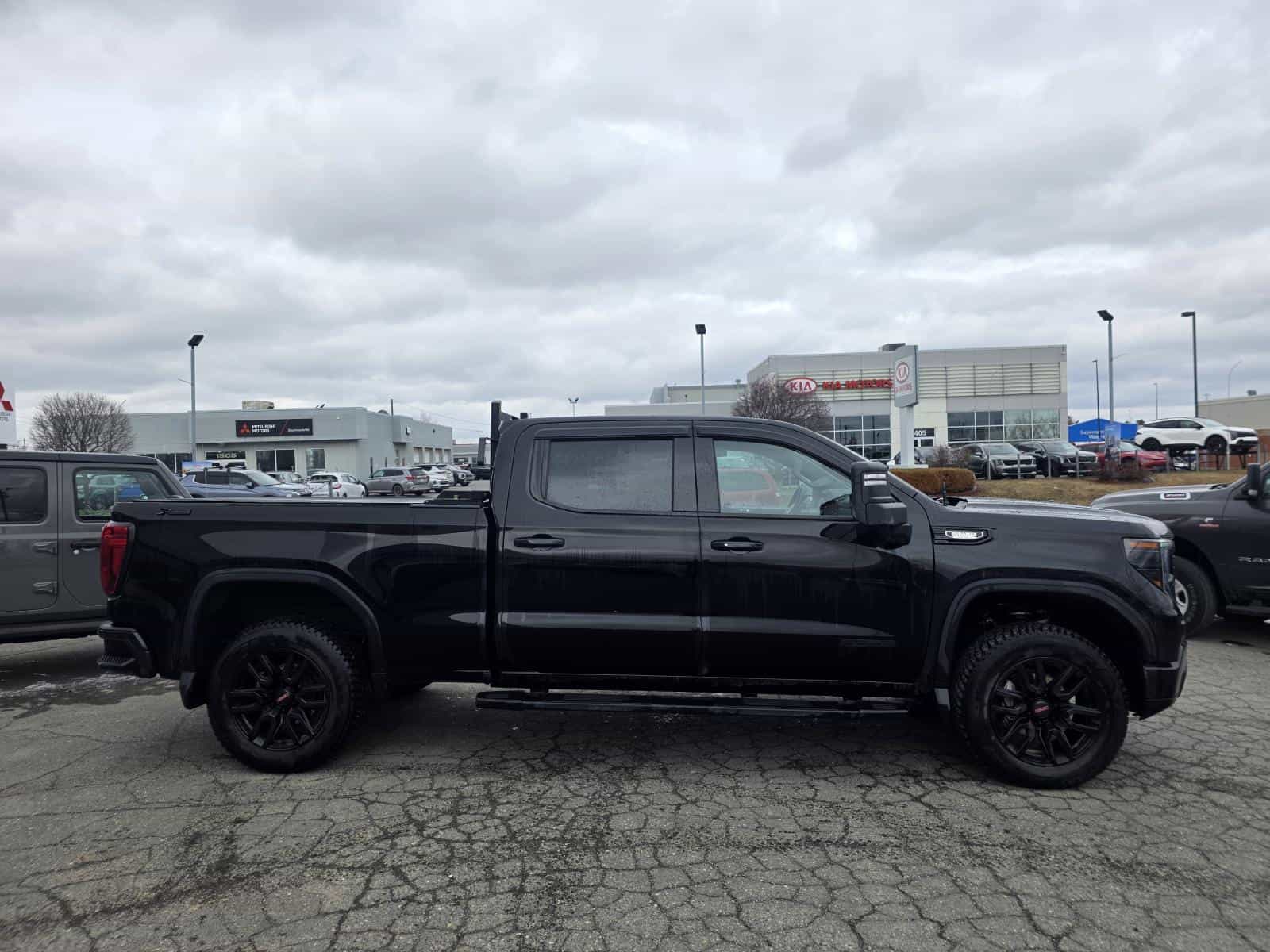 Image 6 GMC Sierra 1500 Elevation 2024