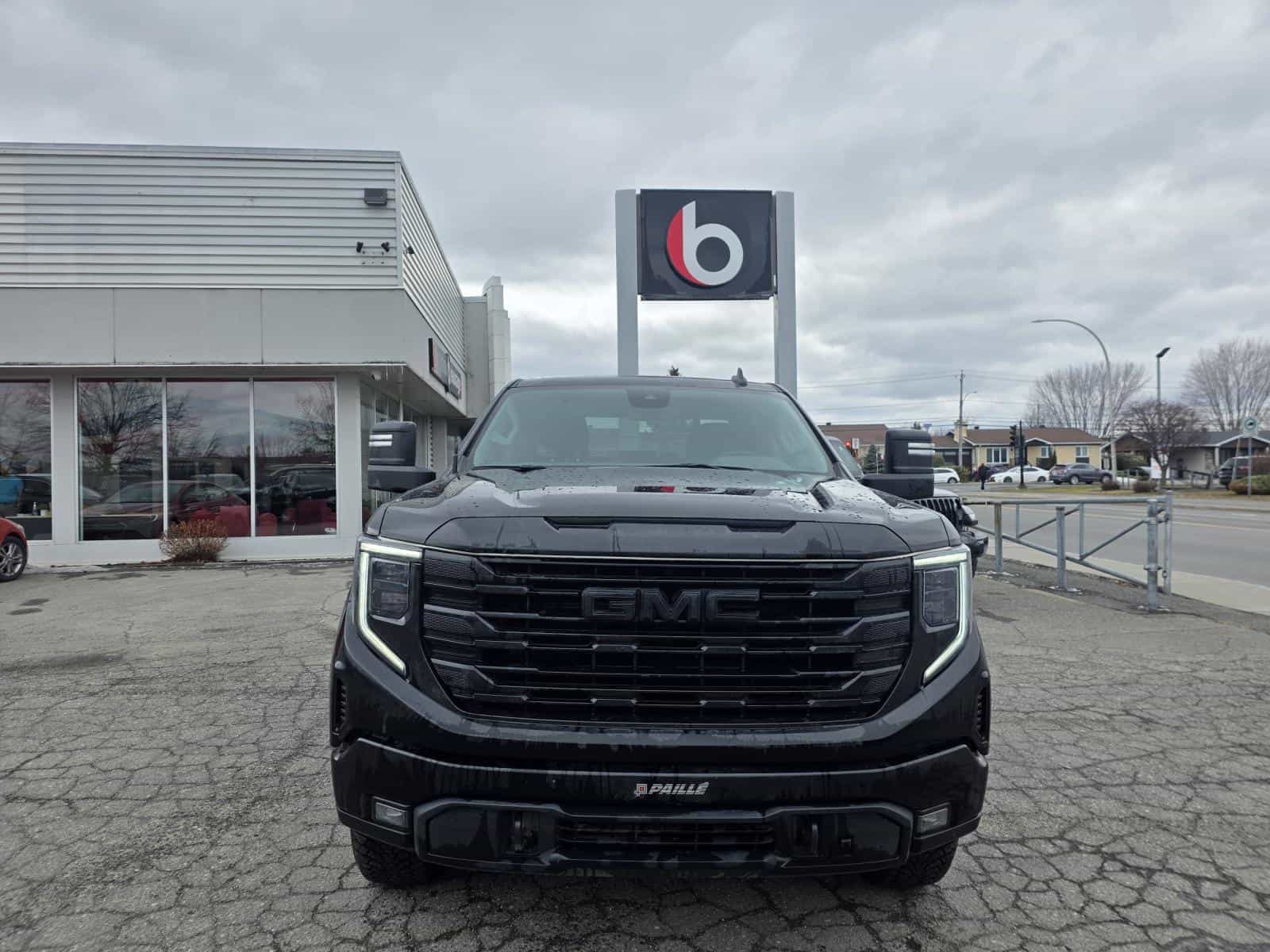 2024 GMC Sierra 1500 Elevation - Image 3