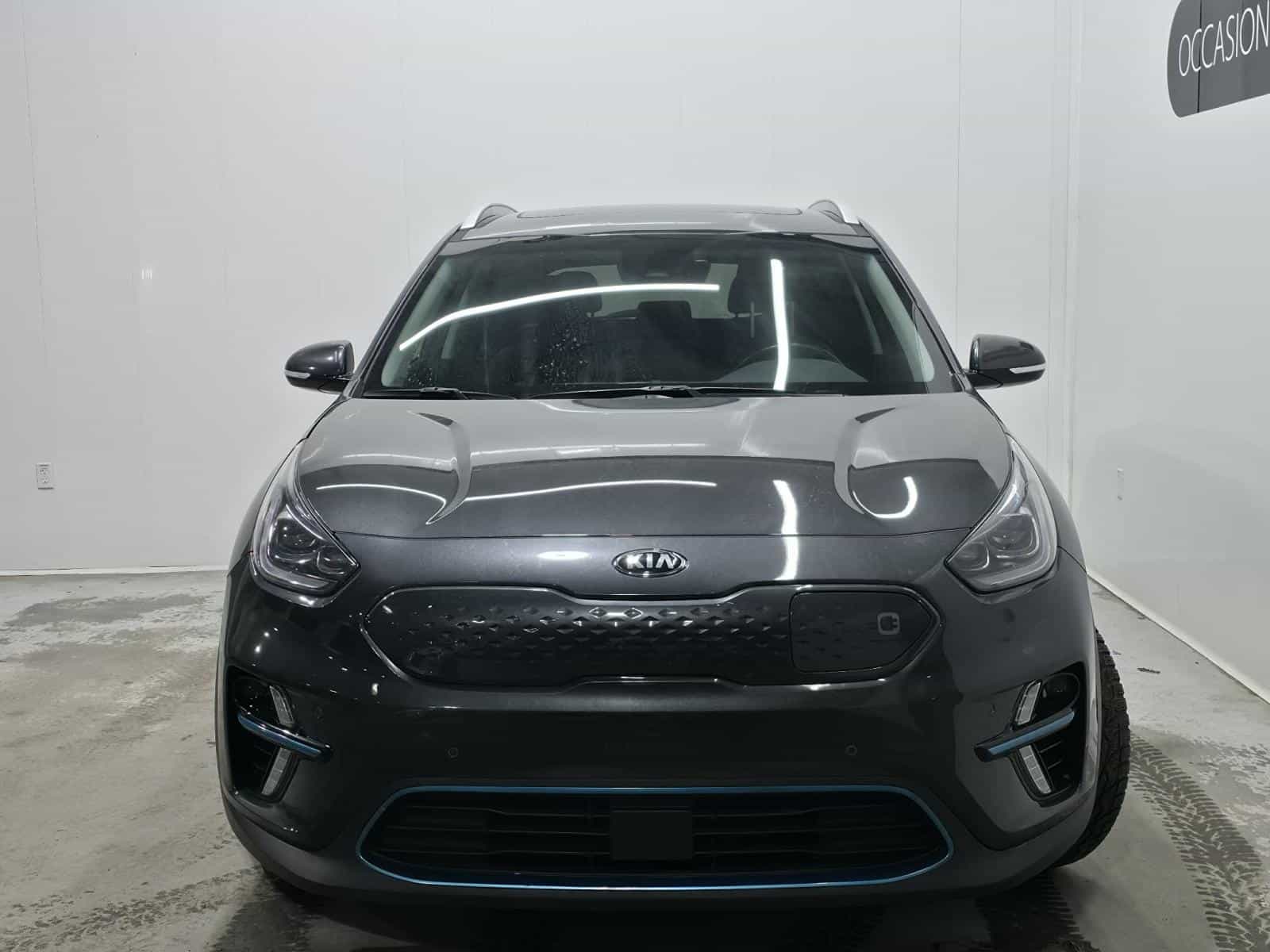 2020 Kia Niro EV SX Touring - Image 3