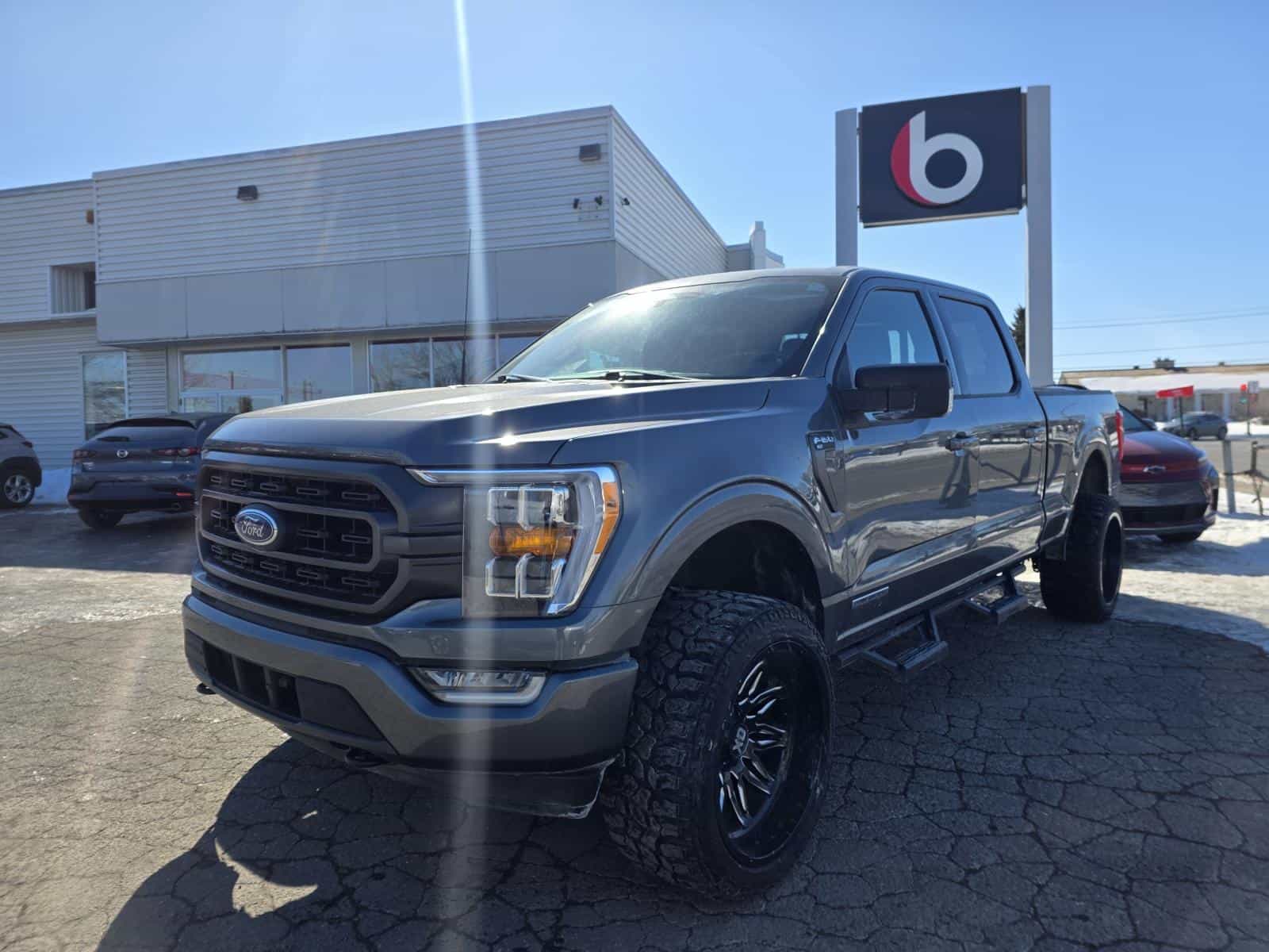 Image 1 Ford F150 XLT 2022