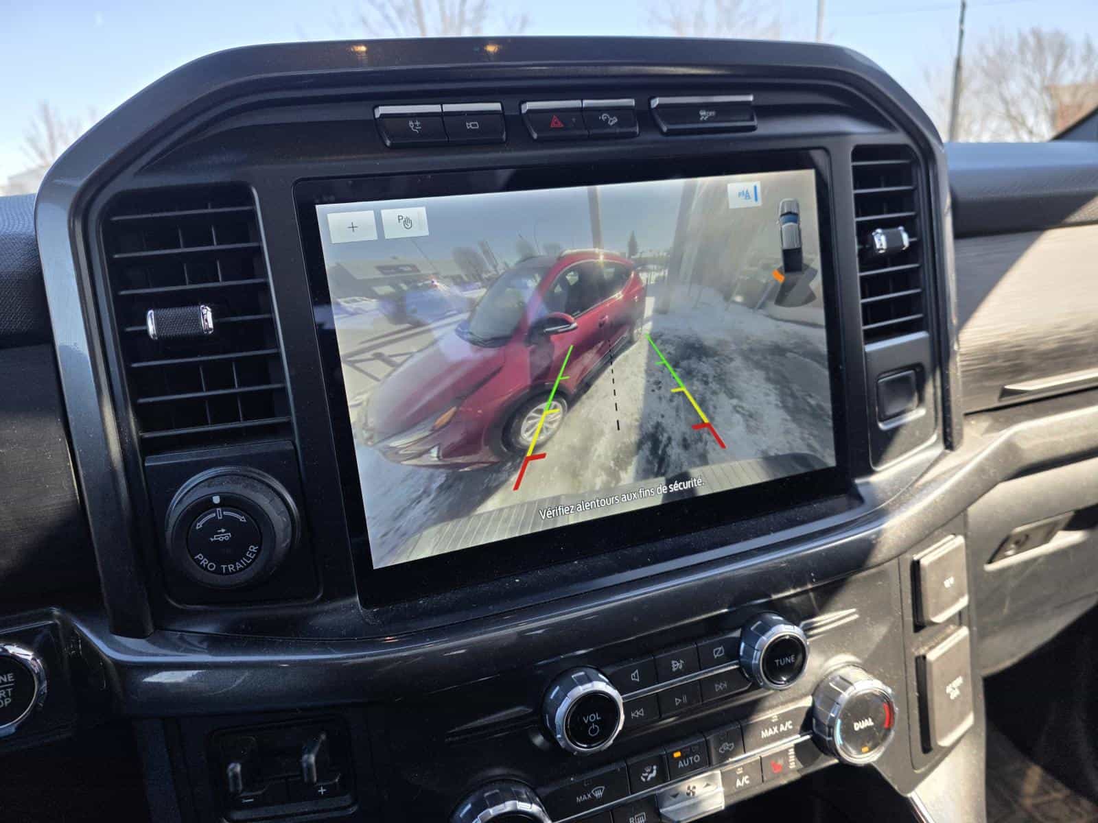 2022 Ford F150 XLT - Image 13