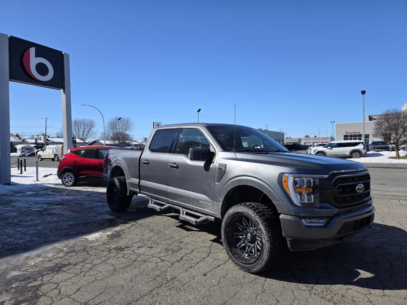 2022 Ford F150 XLT - Image 6