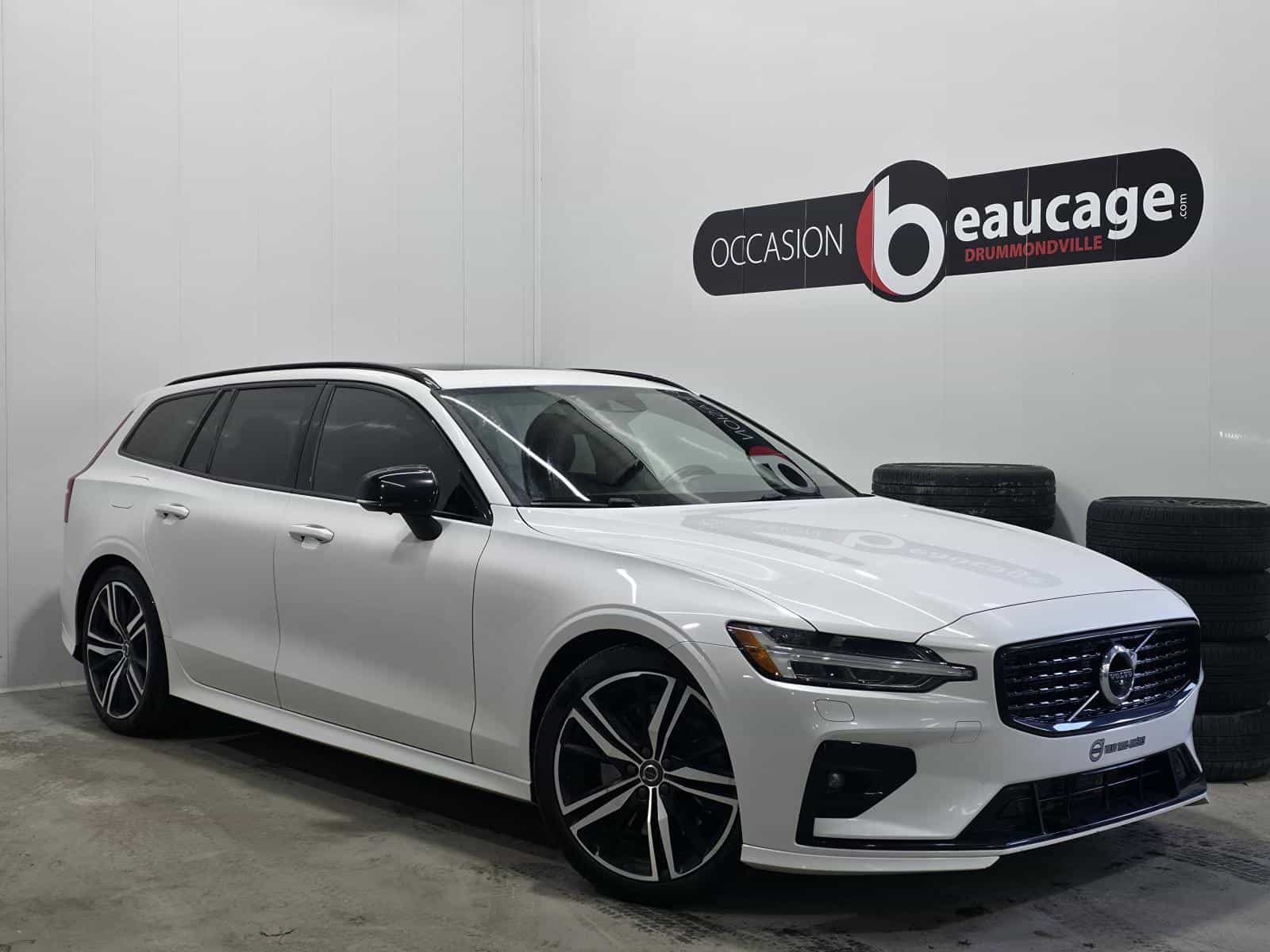 Image 1 Volvo V60 R-Design 2022