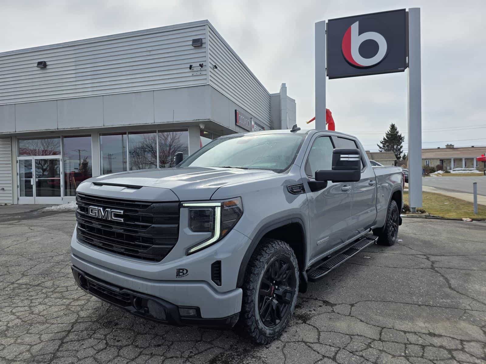 Image 1 GMC Sierra 1500 Elevation 2024