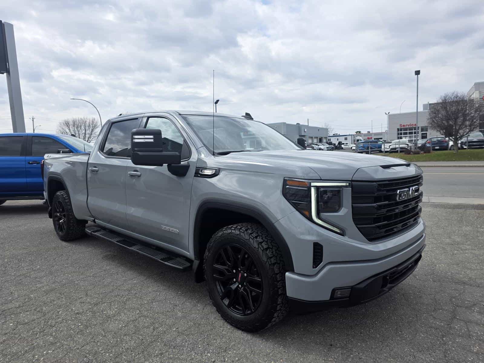 2024 GMC Sierra 1500 Elevation - Image 1