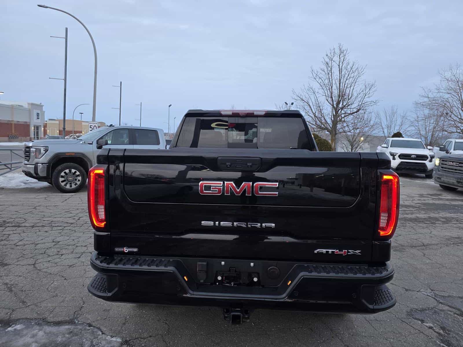 Image 11 GMC Sierra 1500 AT4X 2023