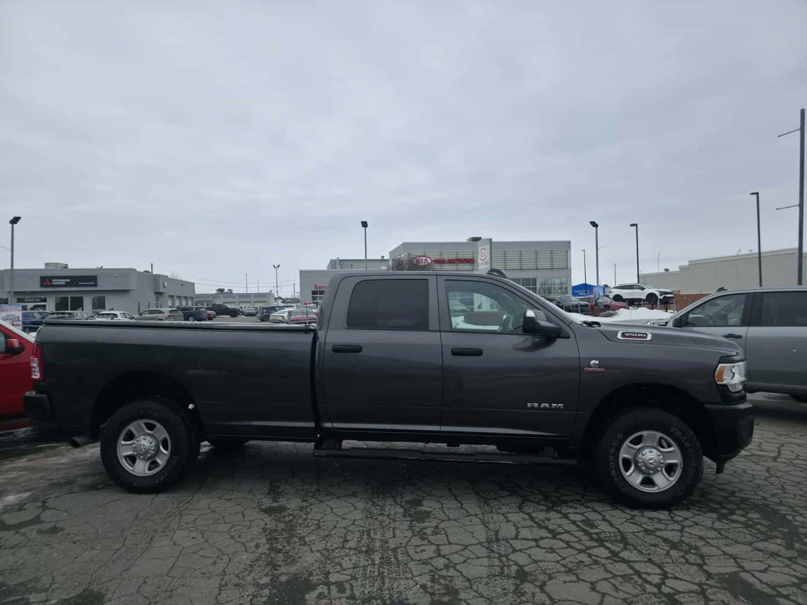 Image 9 RAM 3500 Tradesman 2022