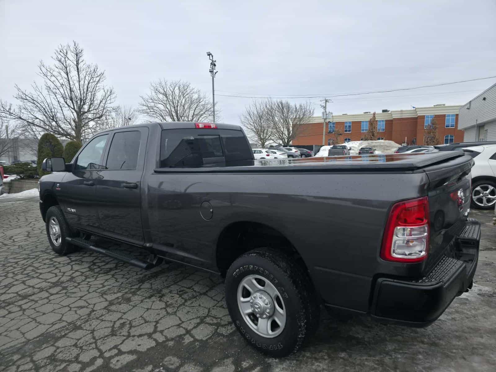 Image 11 RAM 3500 Tradesman 2022
