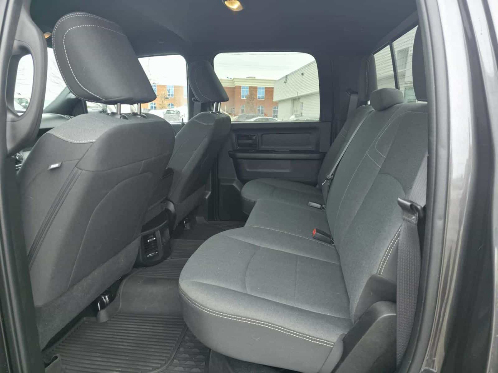 Image 23 RAM 3500 Tradesman 2022