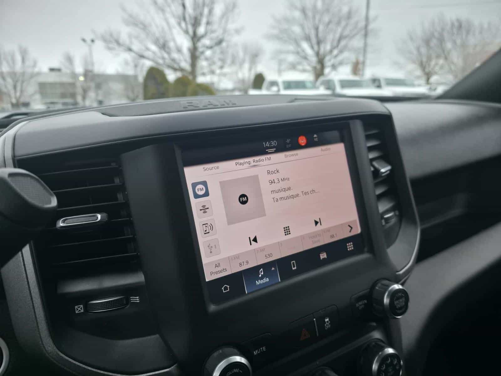 Image 17 RAM 3500 Tradesman 2022